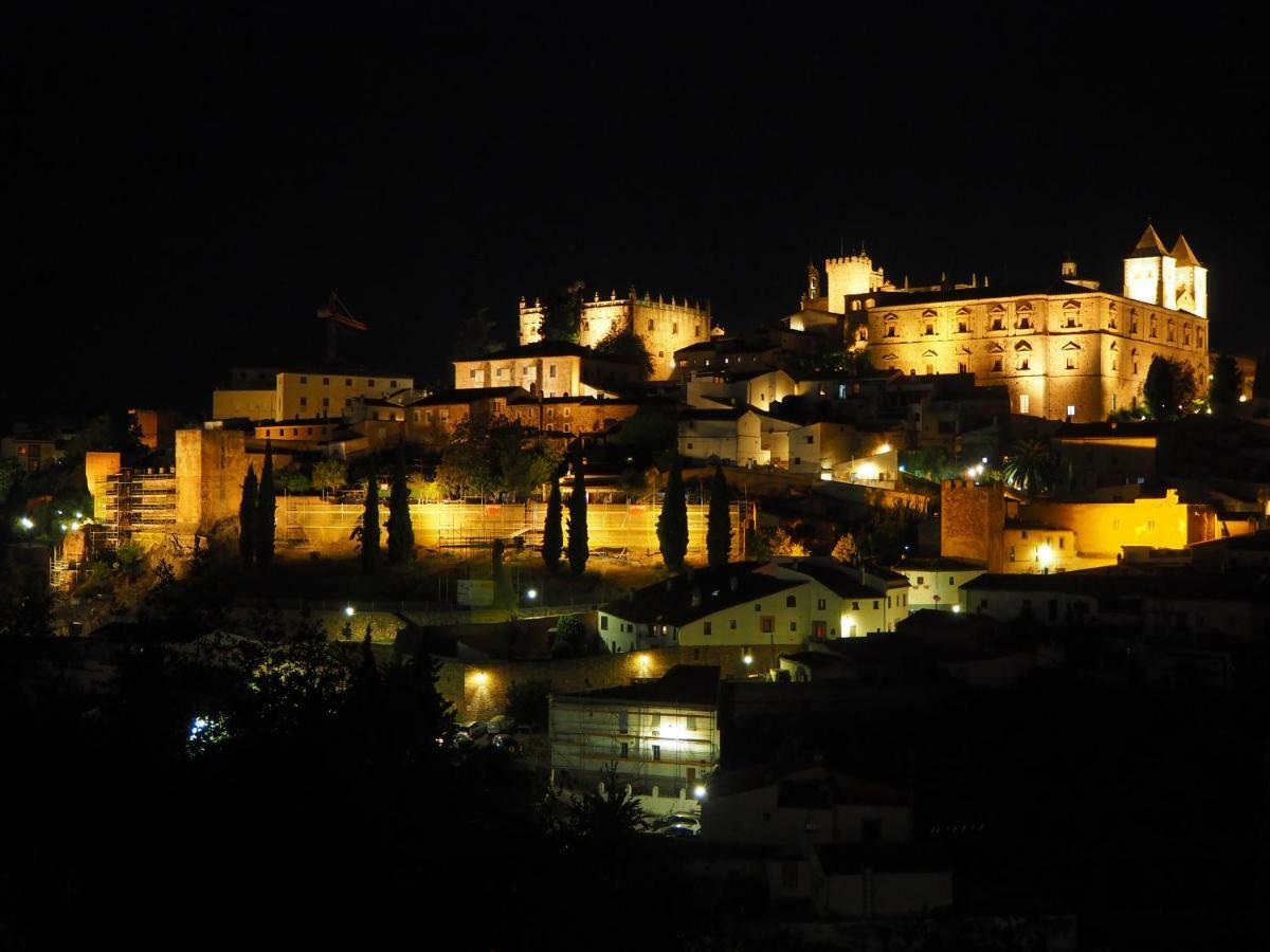 Las Mejores Vistas De Caceres At Azahar Exterior photo